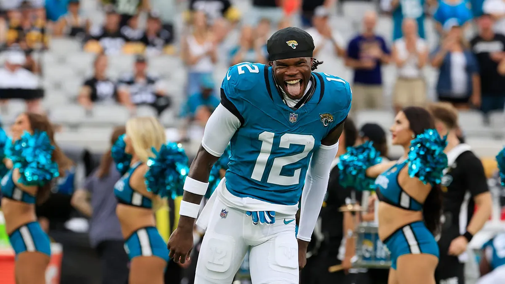 Travis Hunter Social Media Presence